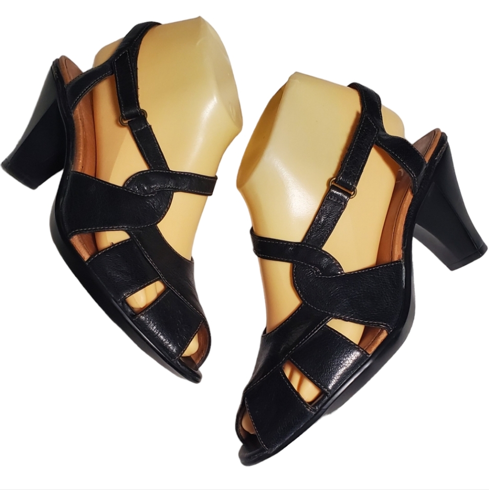 Clarks Heels